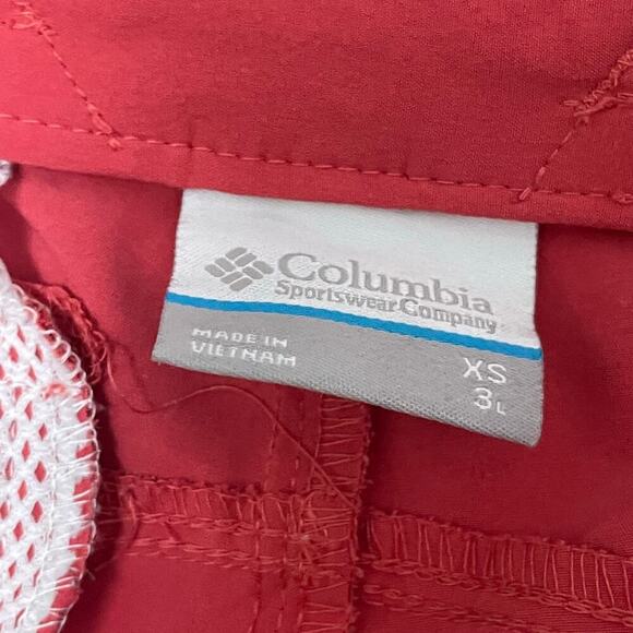 Columbia XS Red Pink Shorts Pull On Lightweight Gorpcore Casual Hiking - Picture 4 of 4